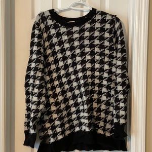 Patterned sweater